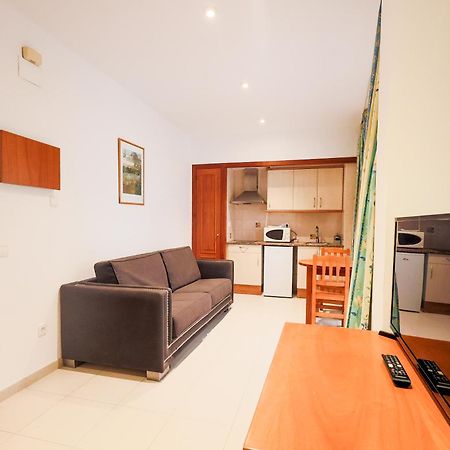 Apartamentos Royal โยเรตเดมาร์ ภายนอก รูปภาพ