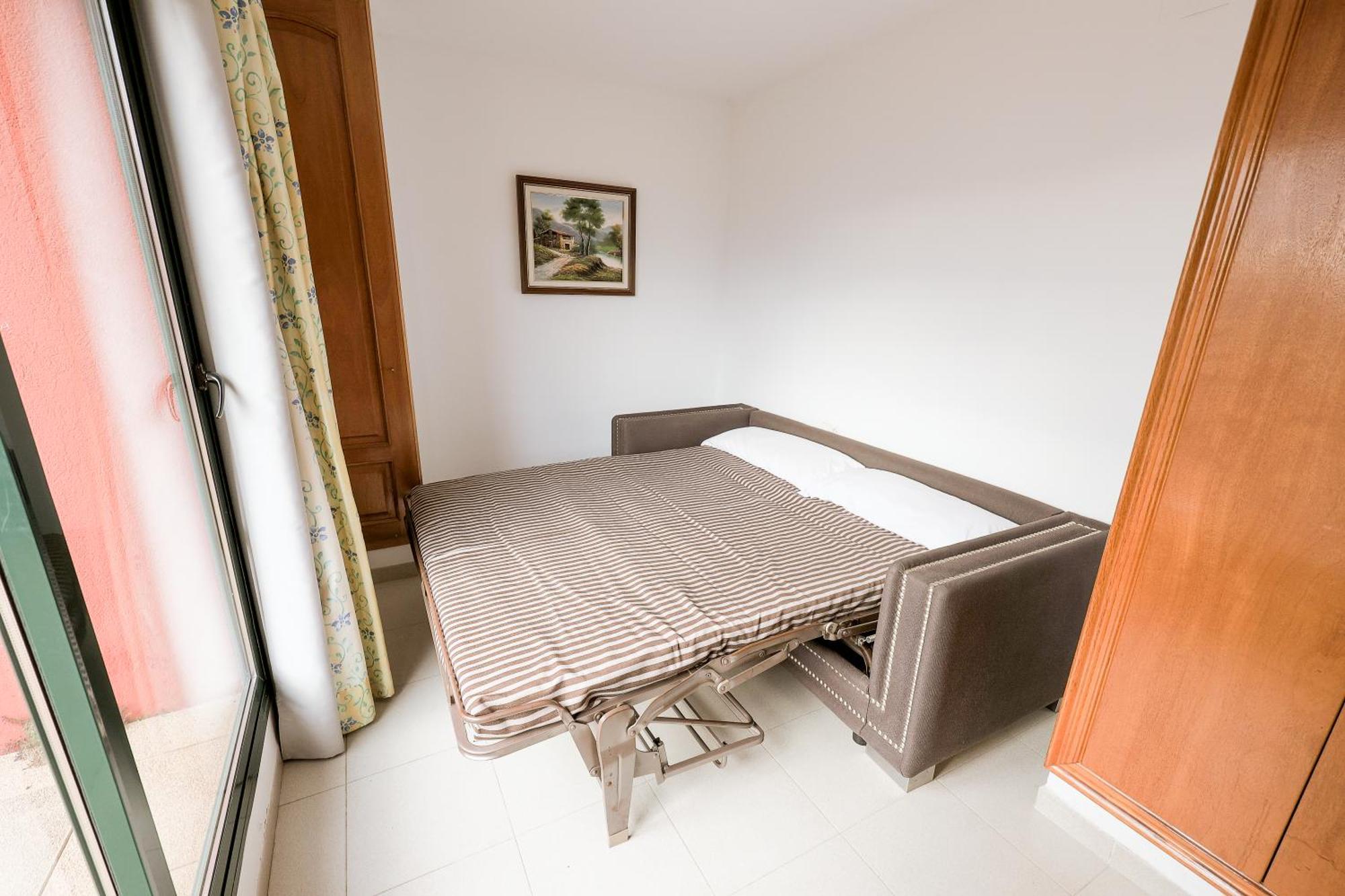 Apartamentos Royal โยเรตเดมาร์ ภายนอก รูปภาพ