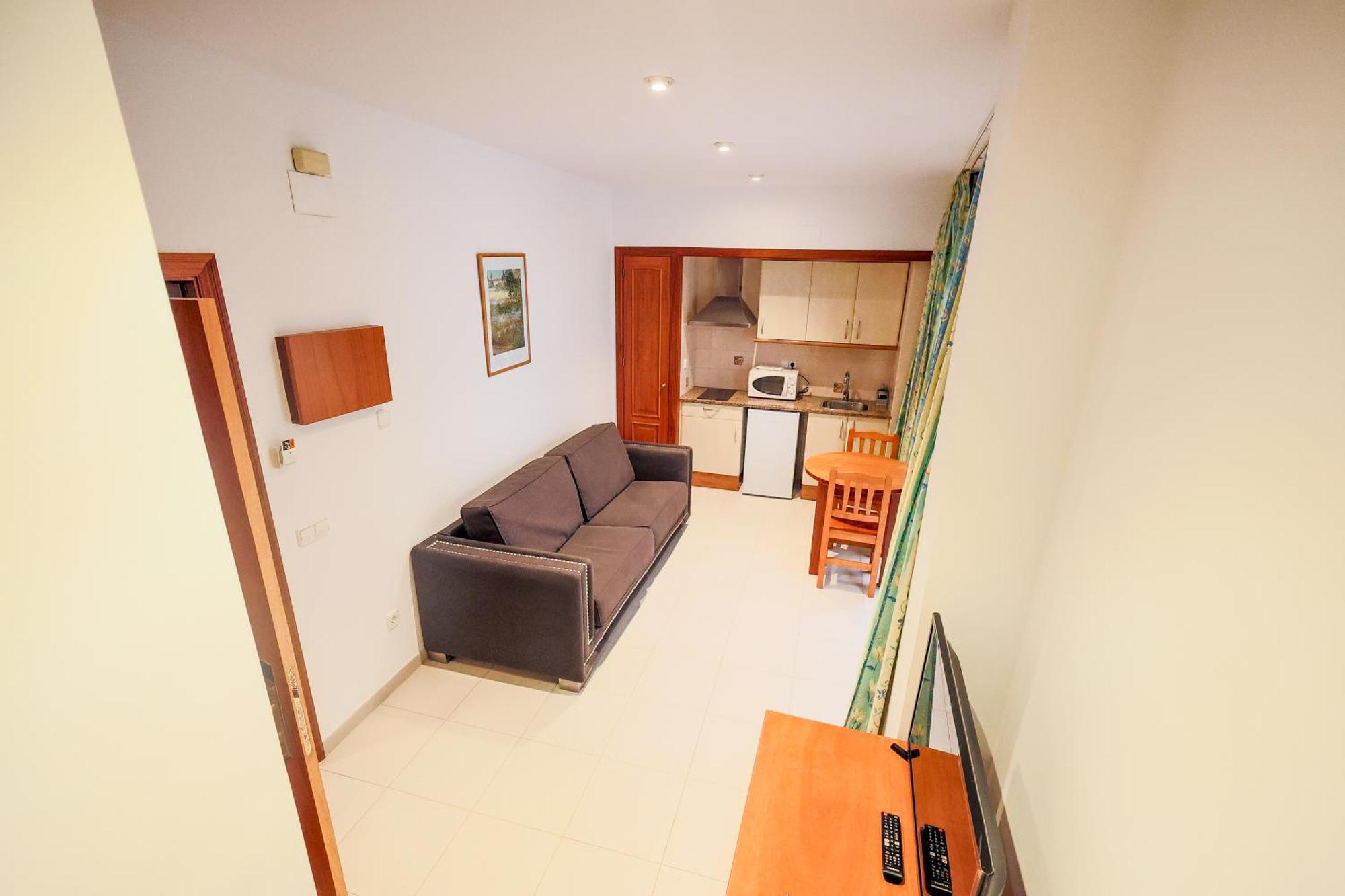 Apartamentos Royal โยเรตเดมาร์ ภายนอก รูปภาพ