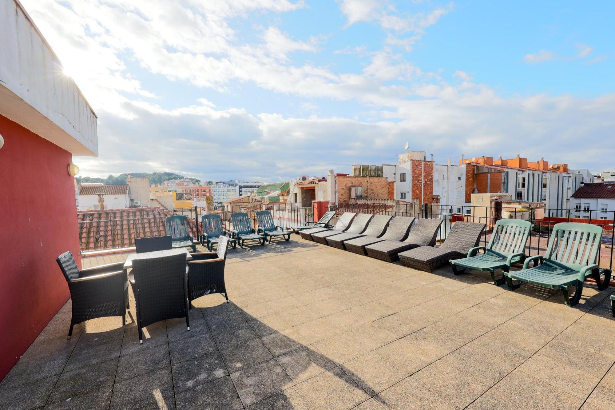 Apartamentos Royal โยเรตเดมาร์ ภายนอก รูปภาพ