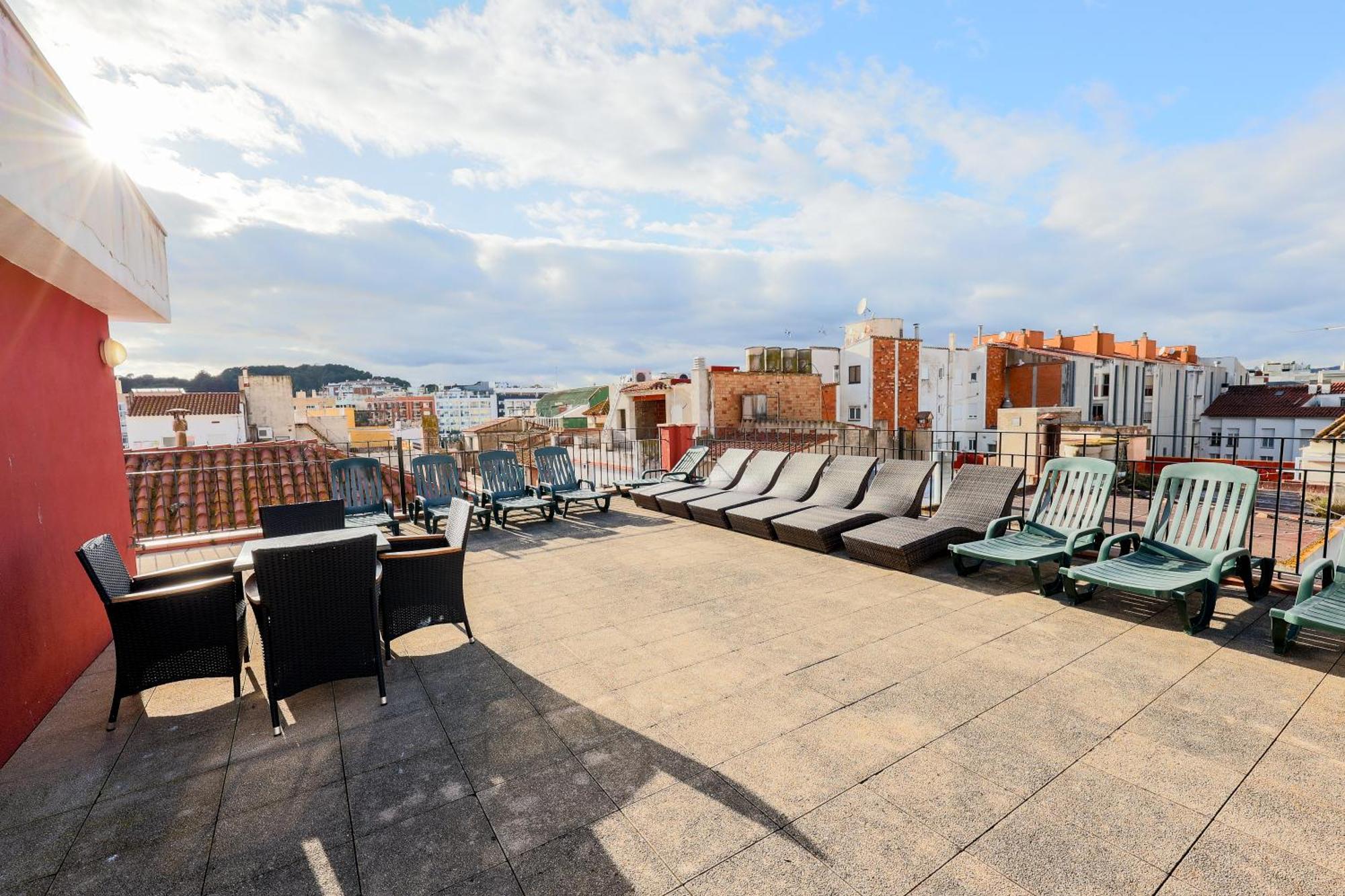 Apartamentos Royal โยเรตเดมาร์ ภายนอก รูปภาพ