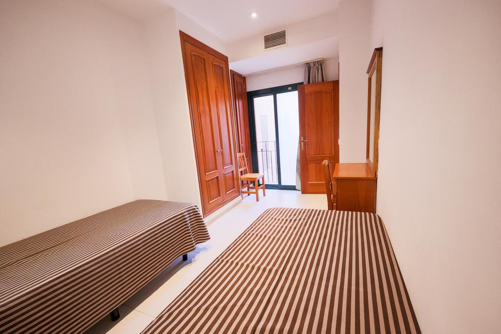 Apartamentos Royal โยเรตเดมาร์ ภายนอก รูปภาพ